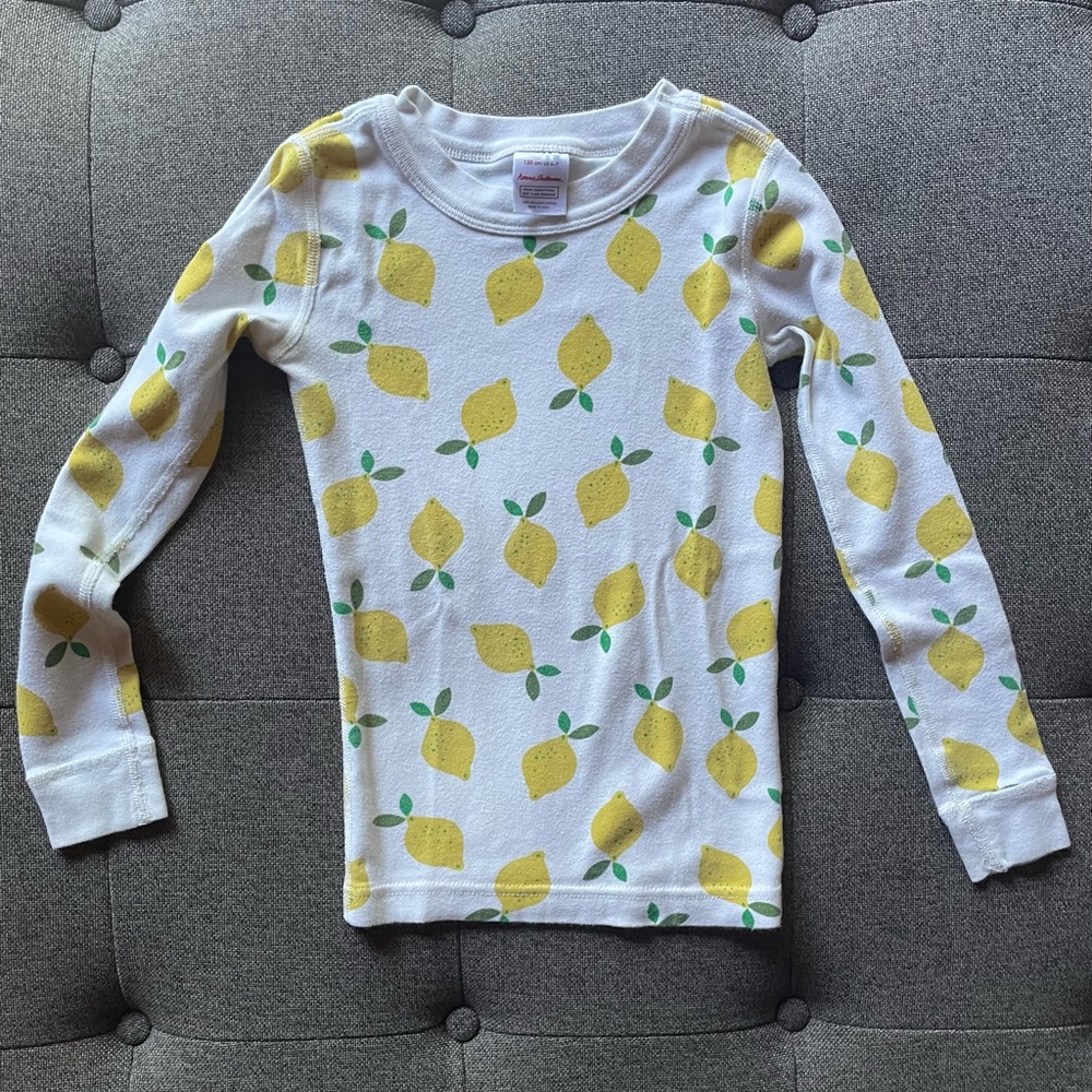 Hanna Anderson pajamas, gently used. Lemon